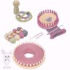 Picture of Knitting kit with accessories