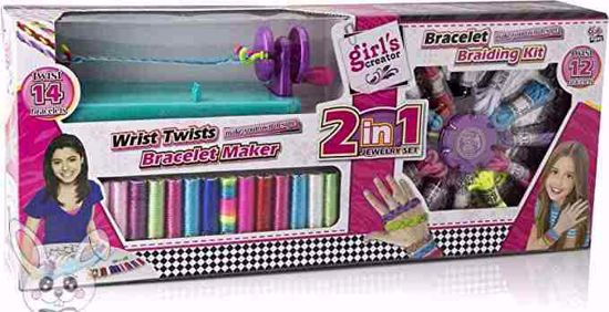 Picture of bracelet maker